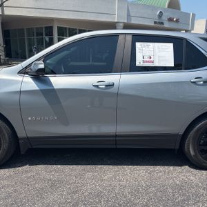 CHEVROLET EQUINOX LT - 4