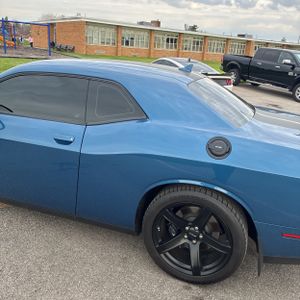 DODGE CHALLENGER SRT HELLCAT - 6
