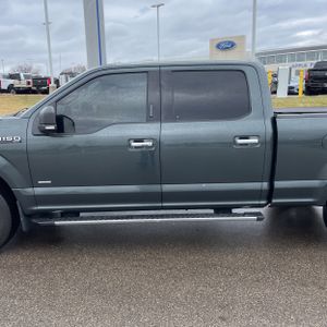 FORD F-150 XLT - 4