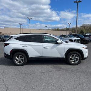 HYUNDAI TUCSON SEL - 10