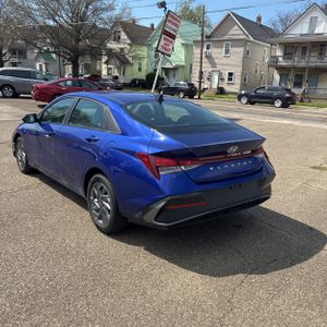 HYUNDAI ELANTRA SEL - 5