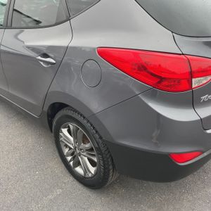 HYUNDAI TUCSON GLS - 5