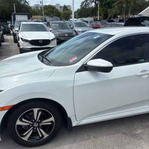 صورة 2 لـ 2019 Honda CIVIC LX