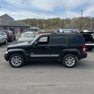 JEEP LIBERTY - 3