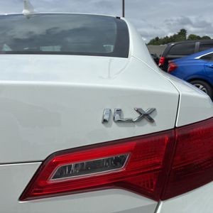 صورة مصغرة 23 لـ 2013 Acura ILX 2.0L W/TECH