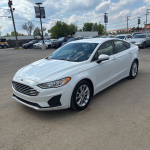 FORD FUSION SE - 1