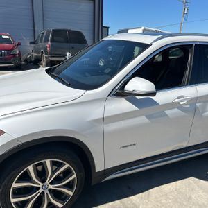 BMW X1 XDRIVE28I - 2