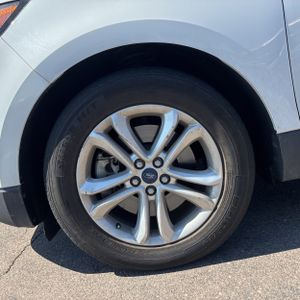 صورة مصغرة 16 لـ 2020 FORD EDGE SEL