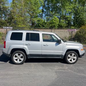 JEEP PATRIOT BASE - 10