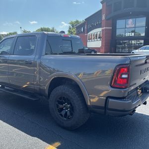 2025 RAM 1500 BIG HORN photo 6