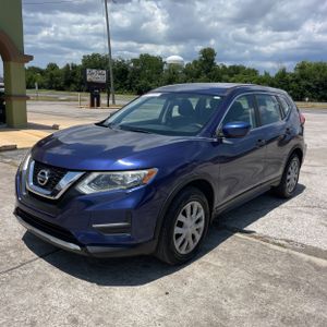2017 Nissan ROGUE SV — фото 1
