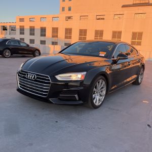 AUDI A5 2.0T PREMIUM - 1