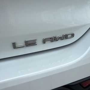 2023 Toyota HIGHLANDER LE thumbnail 23