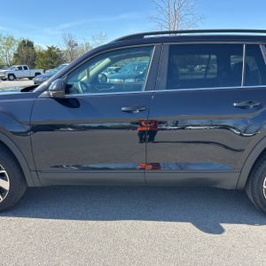 VOLKSWAGEN ATLAS SE - 4