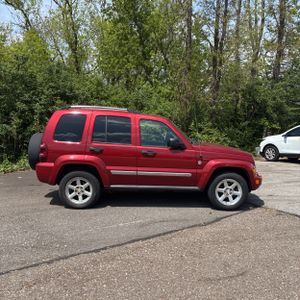 JEEP LIBERTY LIMITED - 10