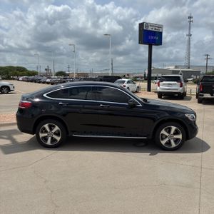 MERCEDES-BENZ GLC - 10