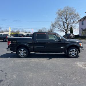 FORD F-150 LARIAT - 10