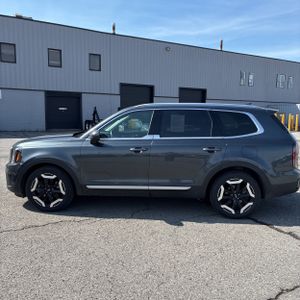 KIA TELLURIDE EX - 3