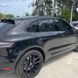 PORSCHE MACAN GTS - 9