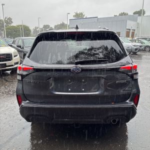 صورة 7 لـ 2025 Subaru FORESTER TOURING HYBRID