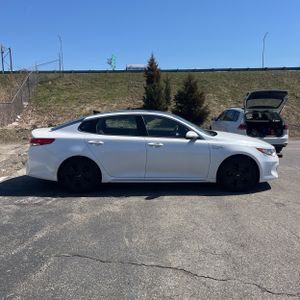 KIA OPTIMA PLUG-IN HYBRID EX - 10