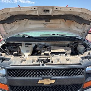 2017 Chevrolet EXPRESS 2500 thumbnail 41