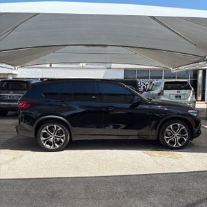 صورة 9 لـ 2022 BMW X5 SDRIVE40I