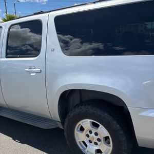 CHEVROLET SUBURBAN LT - 6