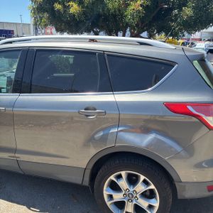 صورة 6 لـ 2014 FORD ESCAPE TITANIUM