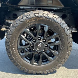2026 Chevrolet SILVERADO 2500HD LT thumbnail 19