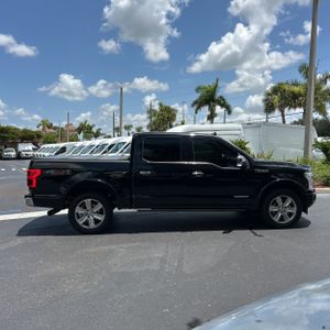 2018 FORD F-150 PLATINUM photo 10