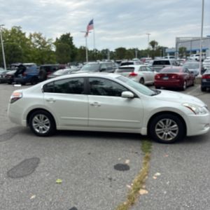 صورة 10 لـ 2011 Nissan ALTIMA 2.5 SL