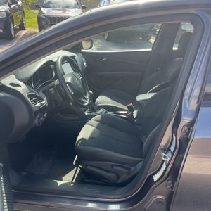 صورة مصغرة 32 لـ 2015 Dodge DART AERO