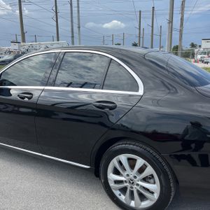 2019 Mercedes-BENZ C-CLASS photo 6