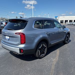 KIA TELLURIDE S - 8