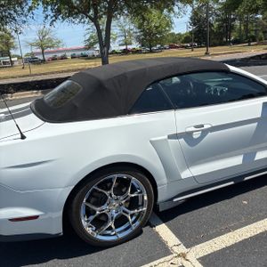 FORD MUSTANG GT PREMIUM - 9