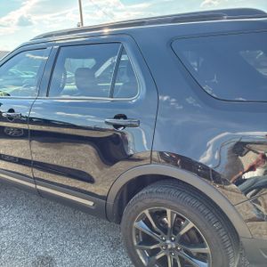 FORD EXPLORER XLT - 6