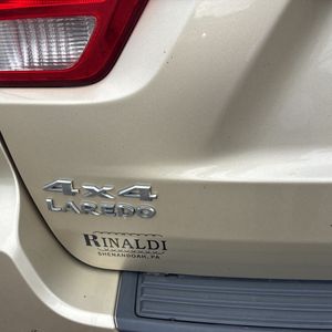 2011 JEEP GRAND CHEROKEE LAREDO — миниатюра 23