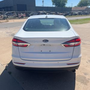 FORD FUSION SE - 7