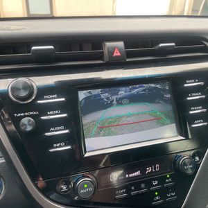 صورة مصغرة 38 لـ 2018 Toyota CAMRY HYBRID SE