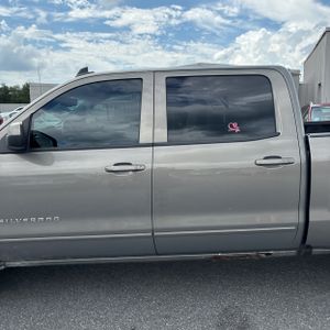 2017 Chevrolet SILVERADO 1500 LT Z71 照片 4