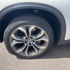 صورة 17 لـ 2013 BMW X5 XDRIVE50I