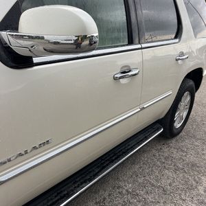 2010 Cadillac ESCALADE BASE — миниатюра 58