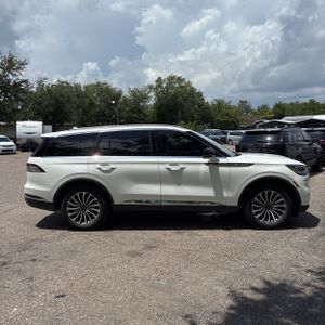 صورة 10 لـ 2022 Lincoln AVIATOR STANDARD
