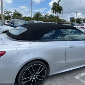 MERCEDES-BENZ E-CLASS - 9