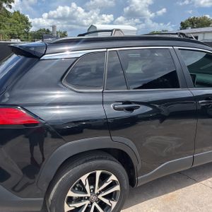 2025 Toyota COROLLA CROSS XLE 照片 9