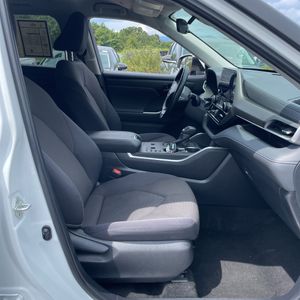 2024 Toyota HIGHLANDER LE 缩略图 33