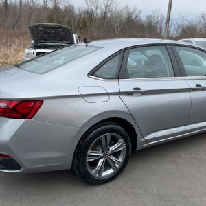 VOLKSWAGEN JETTA SE - 9