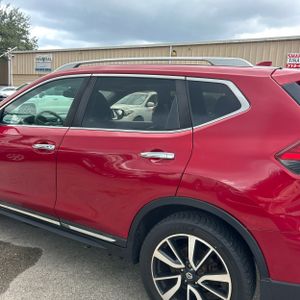 2017 Nissan ROGUE SL 照片 6