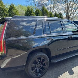 CADILLAC ESCALADE LUXURY - 9